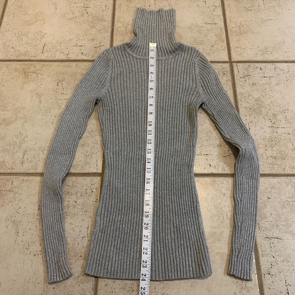 Express Silver Metallic Ribbed Turtleneck Sweater M Sparkle Holiday Knit - Picture 6 of 6